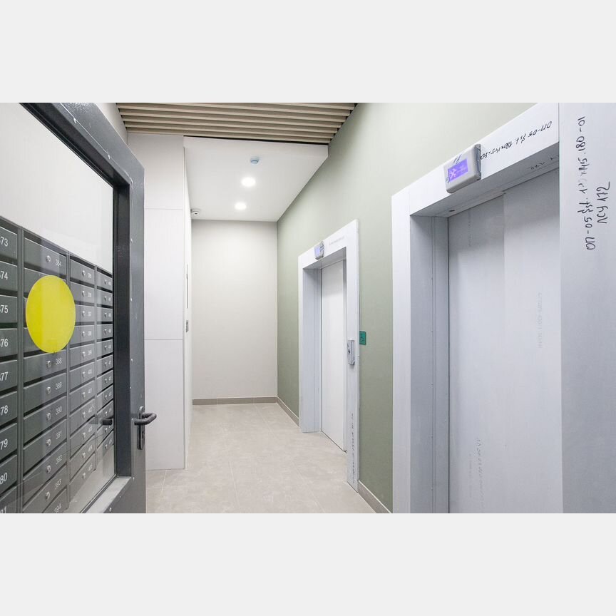 2-к. квартира, 56,7 м², 9/12 эт.