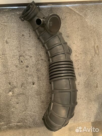 Патрубок воздушного фильтра Hyundai SantaFe