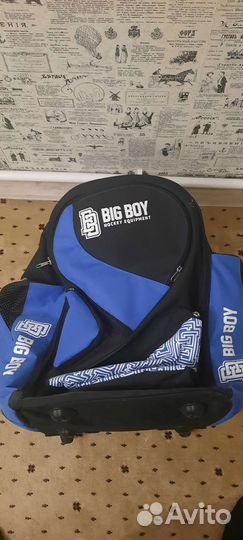 Сумка хоккейная на колесах