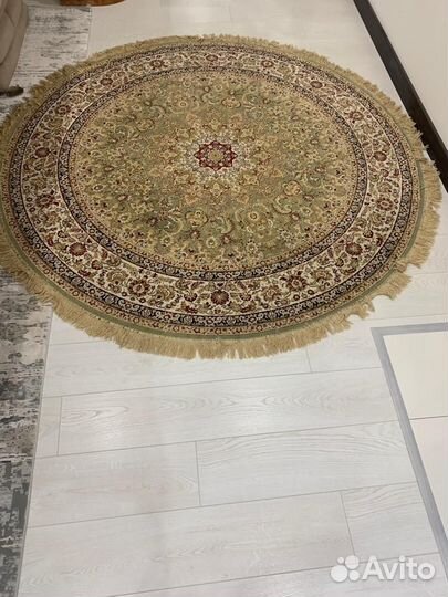 Продаётся ковёр