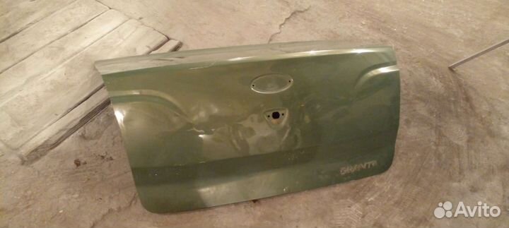 Крышка багажника на гранту