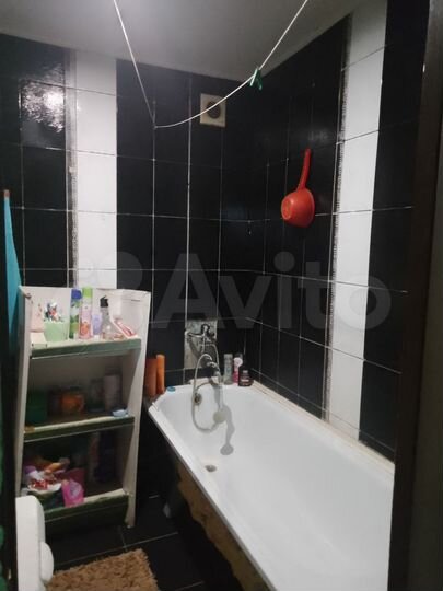 2-к. квартира, 43 м², 1/9 эт.