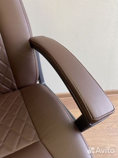 Компьютерное кресло новое