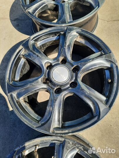 Продам диски на toyota