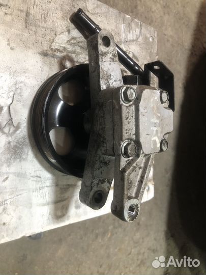 Насос гура: Kia Rio 3,Hyundai Solaris