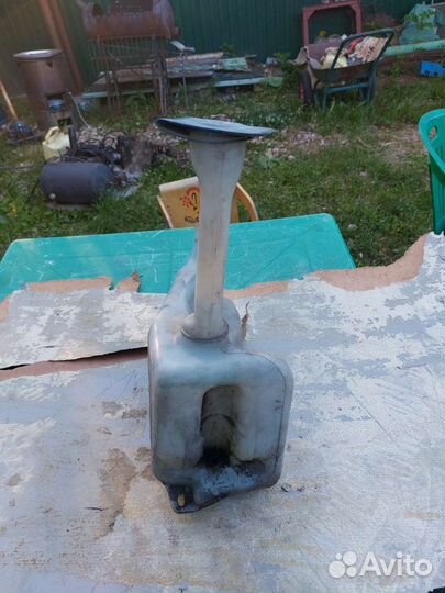 Бочек омывателя Т4