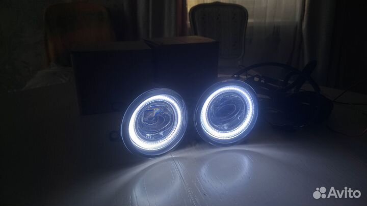 Противотуманные фары с огнями дневного хода
