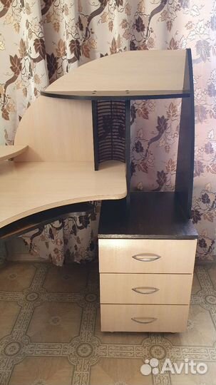 Компьютерный столик бу