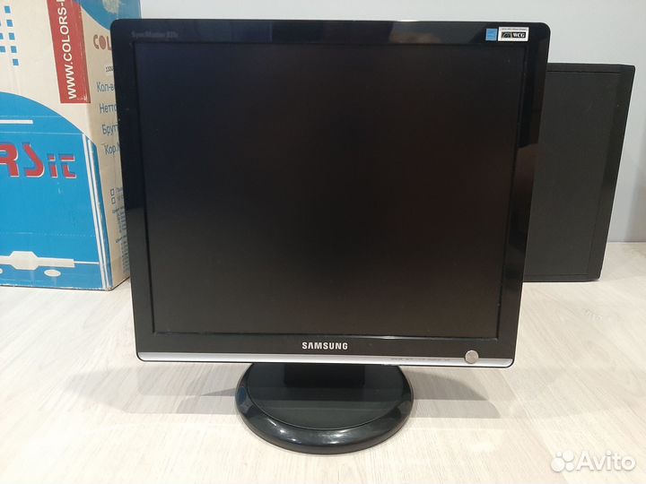 Монитор для компьютера LG 20