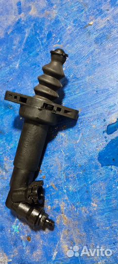 Главный цилиндр сцепления VAG