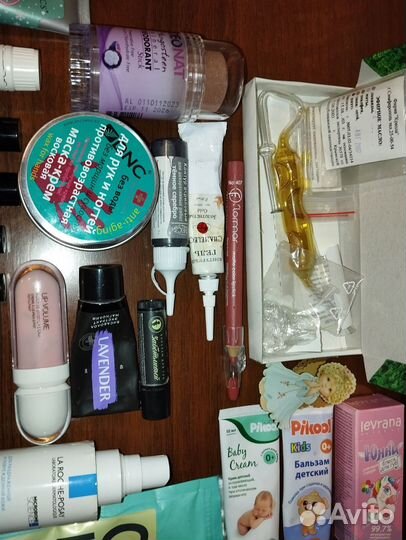 Набор косметических средств б/у и новые пакетом