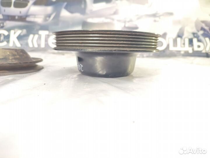 Шкив Mitsubishi Pajero 2