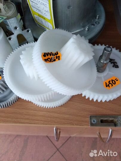 Шестеренки, шнеки, ножи для мясорубок