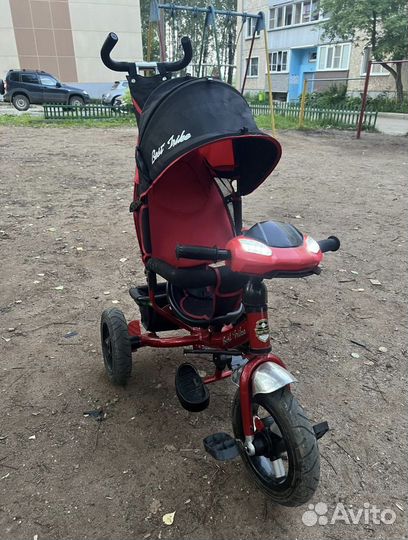 Велосипед трехколесный с ручкой