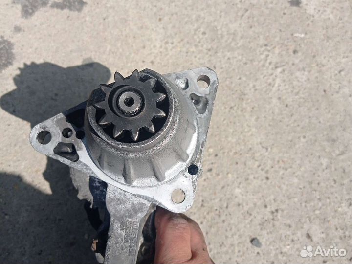 Стартер Ниссан Серена с23