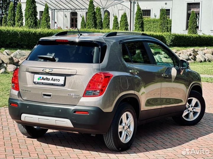 Chevrolet Tracker 1.8 AT, 2015, 98 000 км