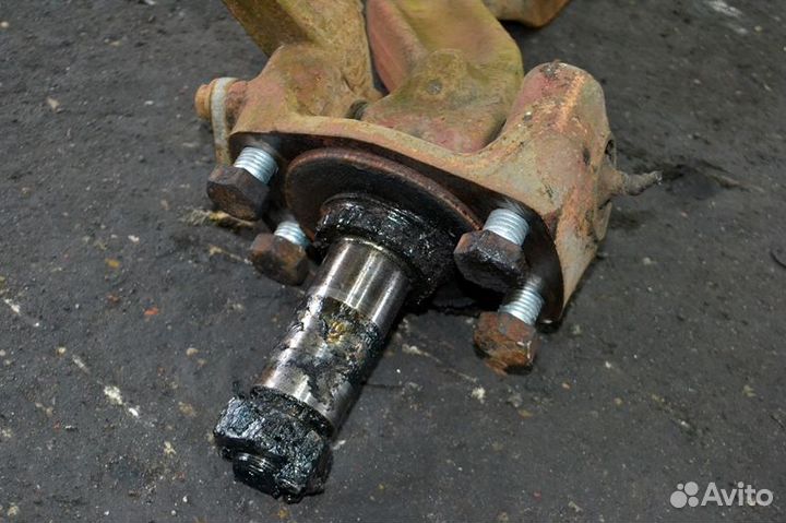 Поворотный кулак переднего моста, правый iveco EuroCargo (01.91)