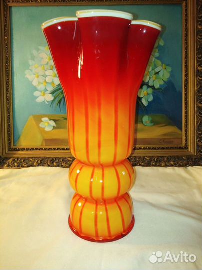 Вазы. Цветное Сульфидное стекло