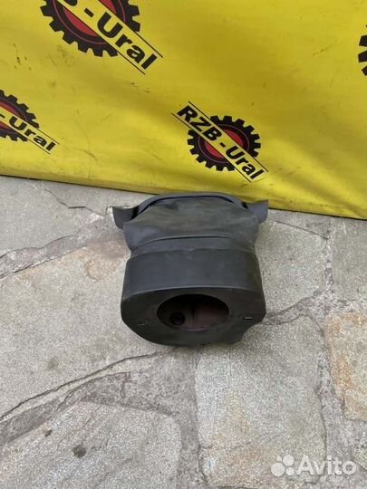 Кожух рулевой колонки левый Ford Focus 3 хэтчбек