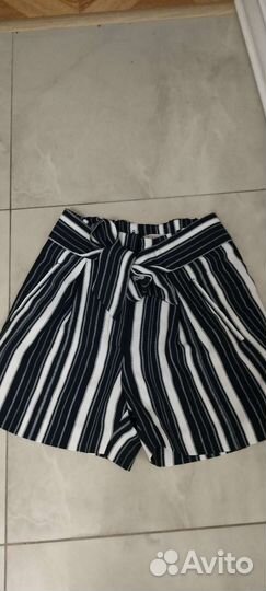Шорты с поясом H&M 42-44