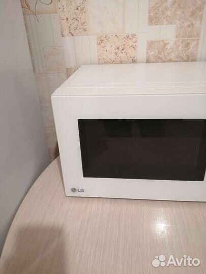 Микроволновая печь lg
