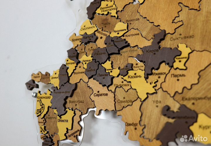 Деревянные карты мира
