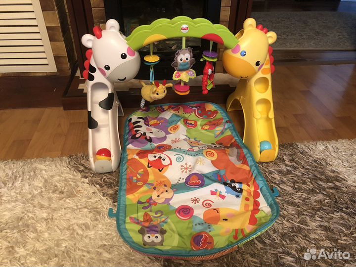 Детский развлекательный центр Fisher Price