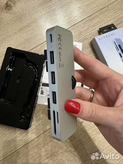 Usb хаб (Satechi Aluminum Type-C Clamp Hub Pro)