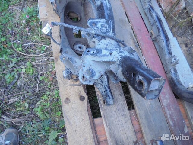 Подрамник задний Тойота Рав 4