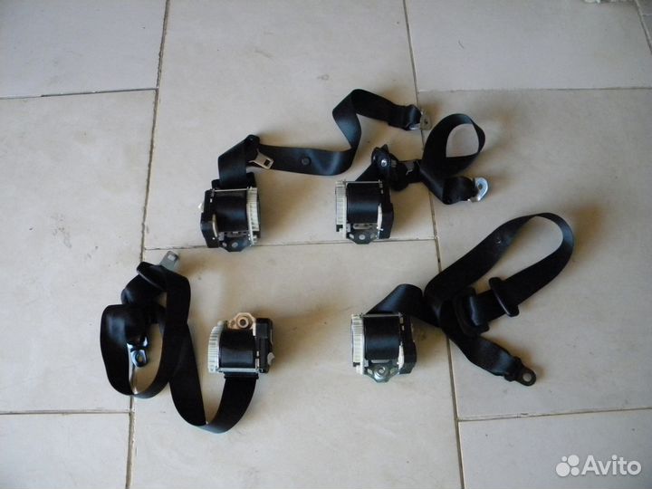 Ремень безопасности Land Rover Range Rover 08 год