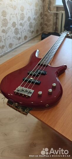Бас гитара ibanez