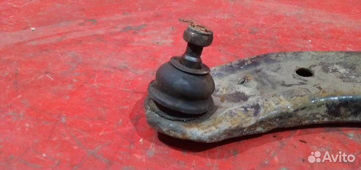 Хендай акцент рычаг передний левый нижний