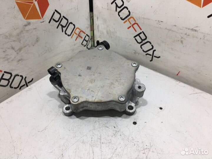 Насос вакуумный Mercedes C-Class W205 M274 2.0