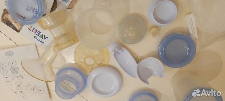 Молокоотсос avent ручной+накладки на грудь