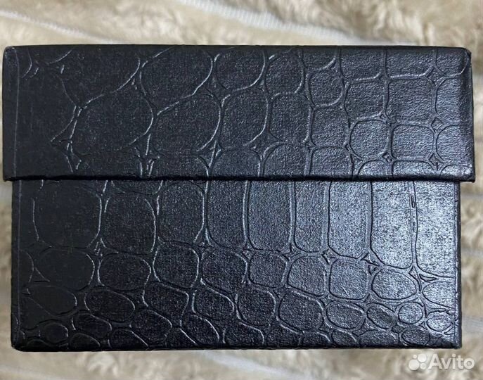 Коробочка для часов