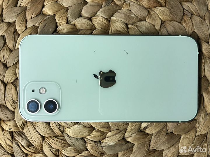 iPhone 12, 64 ГБ