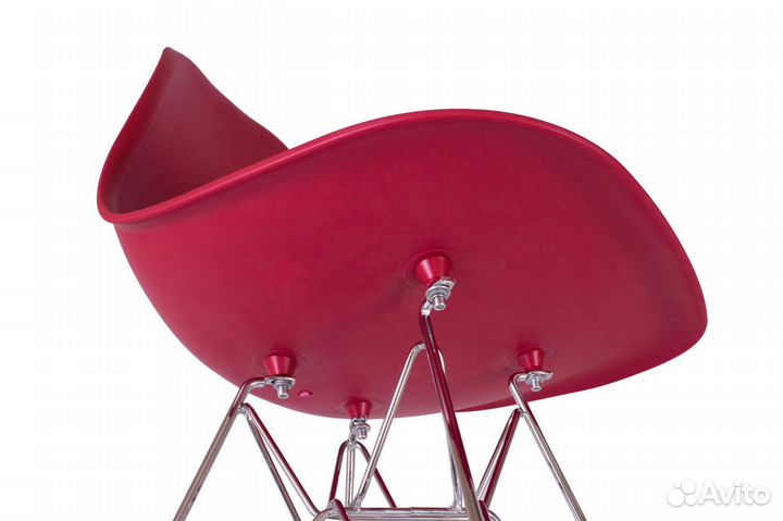 Стул Eames красный, опора металл