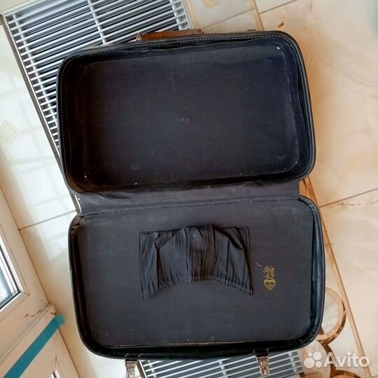 Винтажный раритетный чемоданчик 1954 год