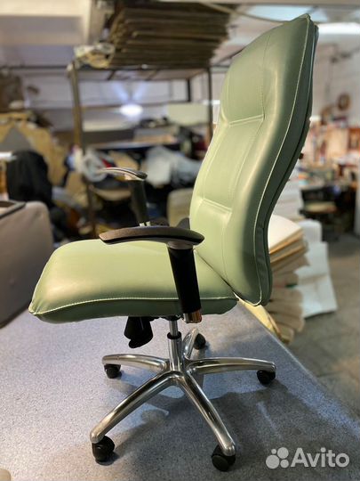 Компьютерное кресло