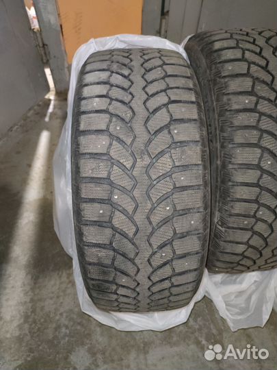 Bridgestone Blizzak Spike-01 255/55 R18 109T