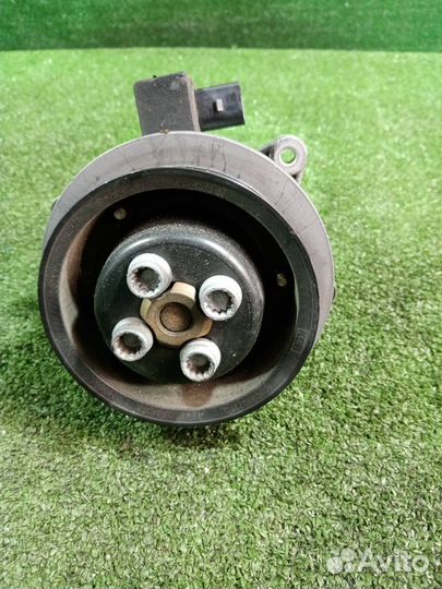 Помпа Volkswagen Golf 6 cavd (1.4T) 2010