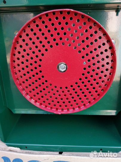 Зернодробилка 