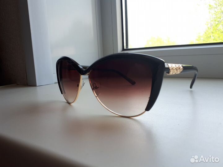Очки солнцезащитные новые