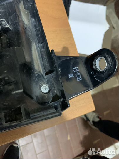 Фара Toyota Land cruiser prado