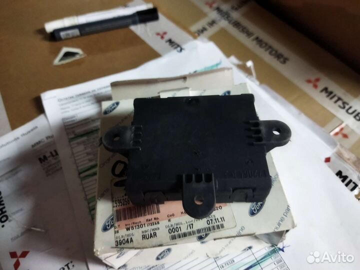 Блок управления двери Ford Mondeo IV (2007-2015)