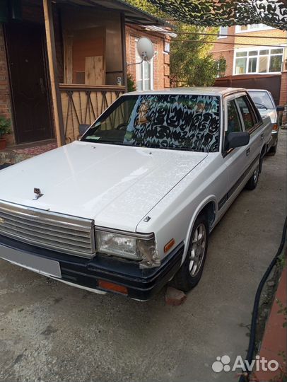 Nissan Laurel 2.8 МТ, 1985, 400 000 км