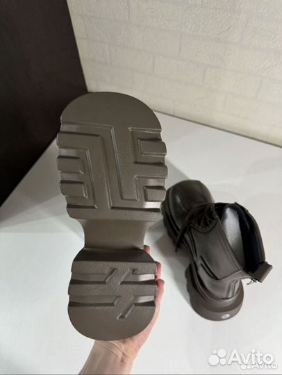 Ботинки Balenciaga Leather Type Brown