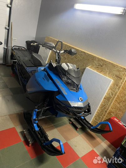 Снегоход BRP Ski-doo Summit SP 850E-TEC 154