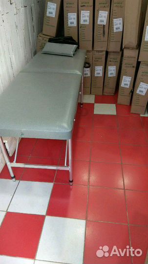 Кушетки и массажные столы