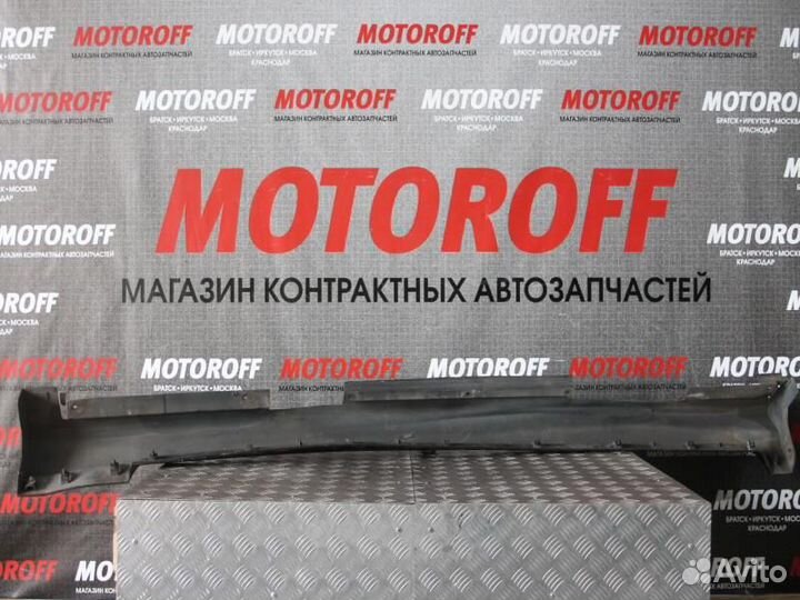 Порог пластик правый Ниссан Фуга Y50 А297